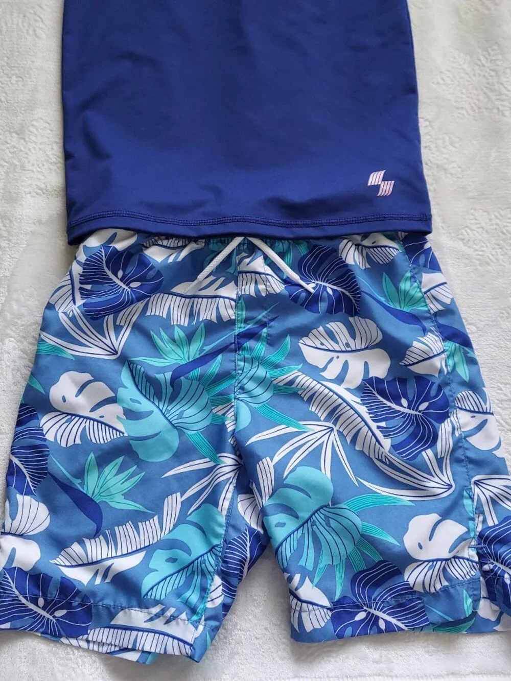 Boys Rashguard and Swim Trunks Large
